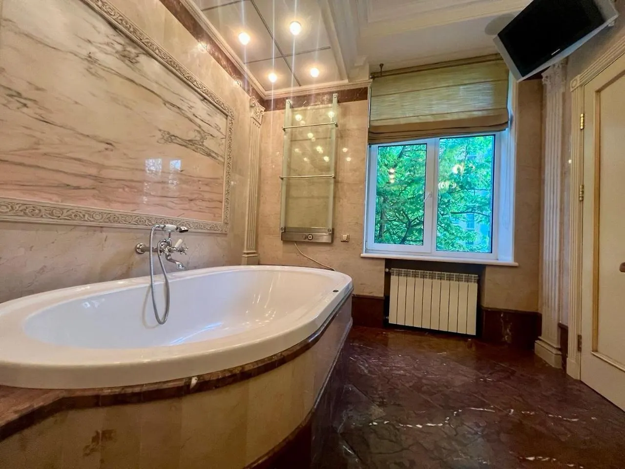 Luxury Housing On Khreshchatyk Kiev Hotel